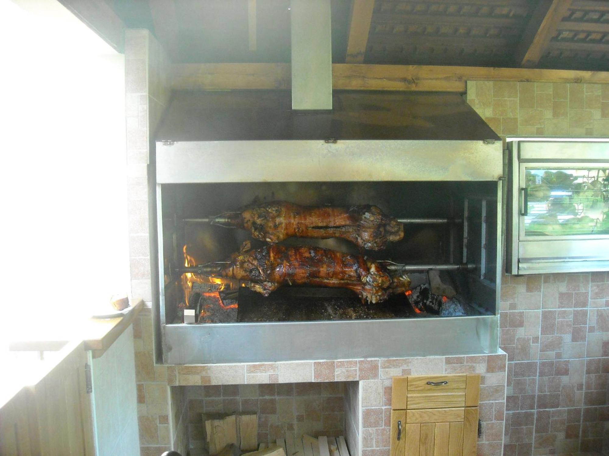 Guest House Cater Lasko Bagian luar foto